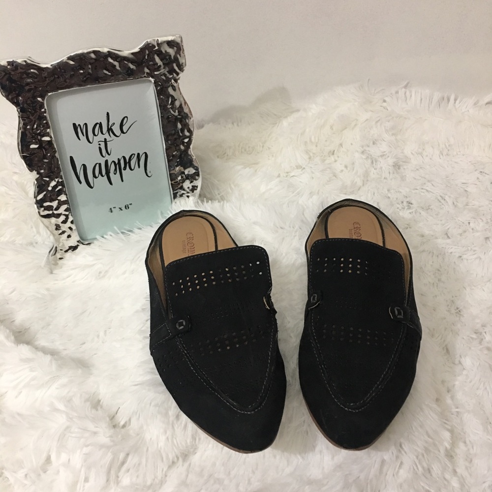 Crown Vintage leather slip on mule 9.5M